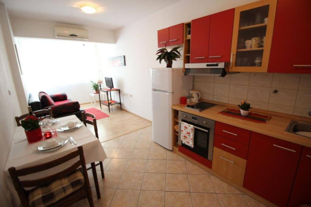 Old City/Beach 13 Minutes Away, Parking, For 4 سبليت المظهر الخارجي الصورة